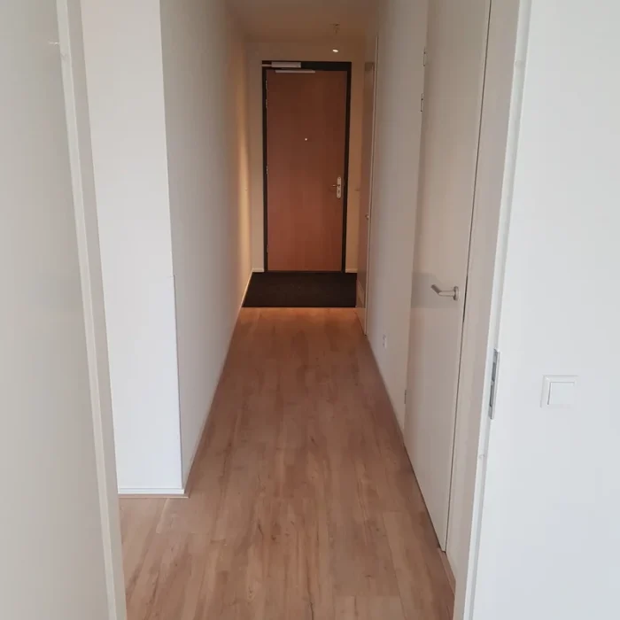 20230328_172850-high